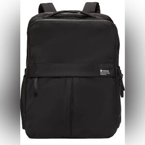 lululemon Everyday Backpack 2.0 23L in Black